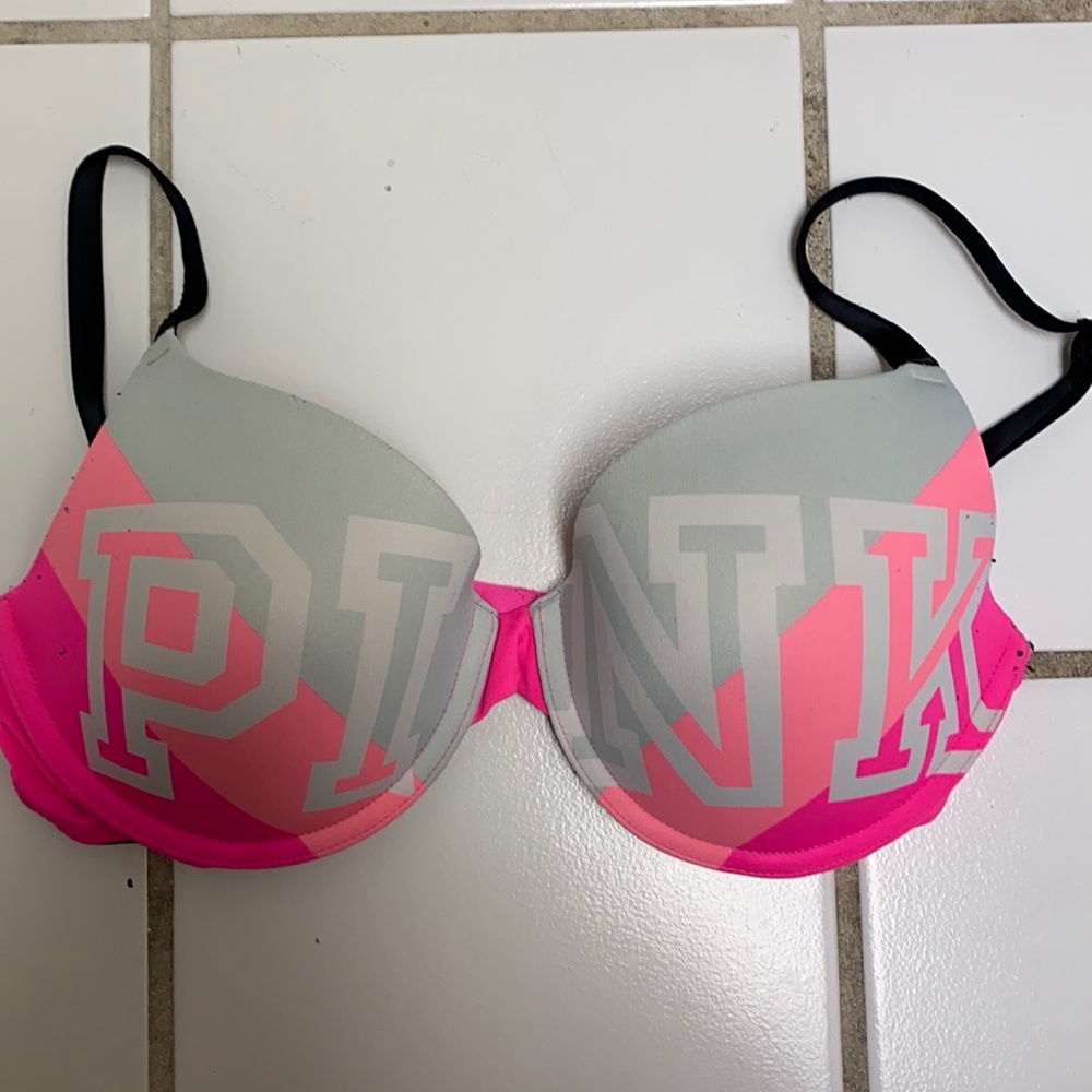 Victoria’s Secret Bra 36C